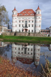 🏰 The Valley of Palaces and Gardens – A Hidden Treasure Near Jelenia Góra